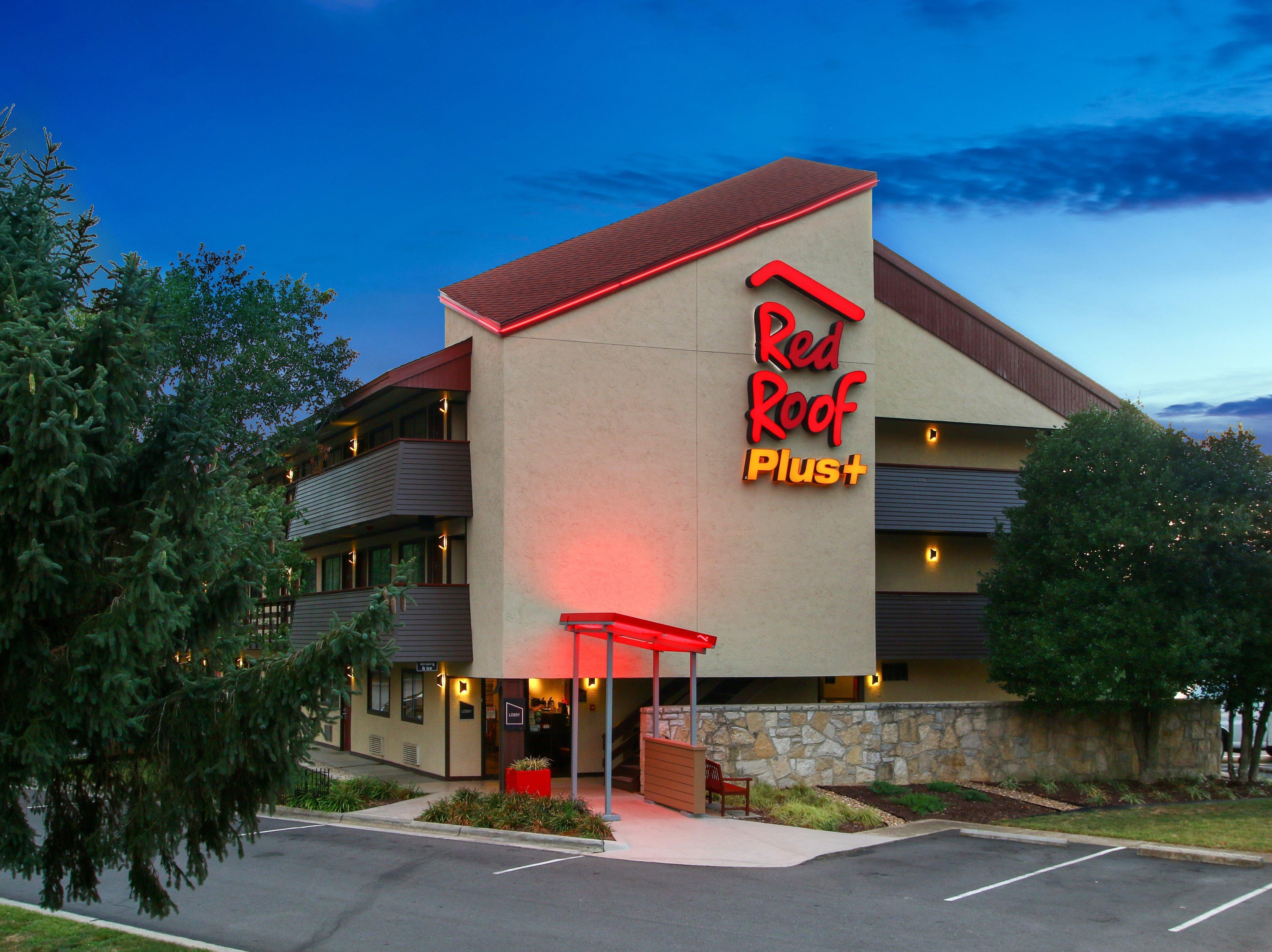 Red Roof Plus+ 3* Statesville